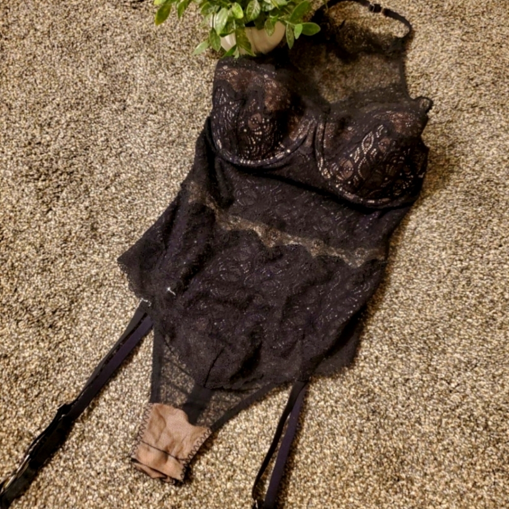 VS Lace Teddy